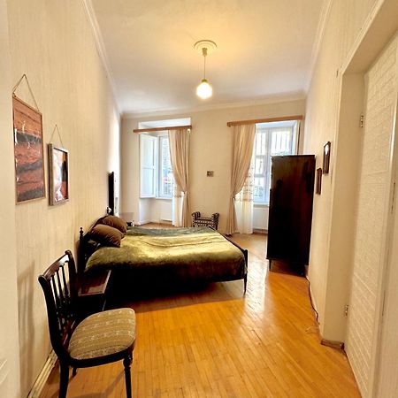 Authentic Old Tbilisi Apartment 외부 사진